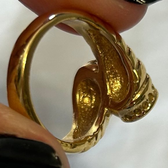 Gold & Cabochon Green & Red Gemstone Bypass Ring - Picture 10 of 10